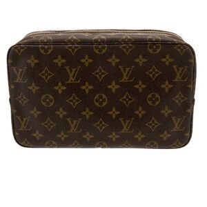 Authentic Louis Vuitton Monogram Pouch